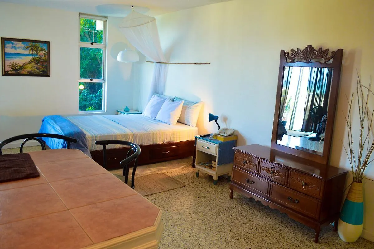 Moonlight Beach Studio @Montego Bay Club Apartment